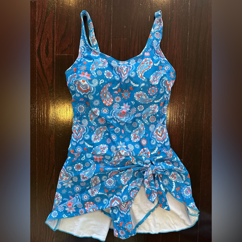 EoMenie NEW WT Elegant Blue Paisley Camisole Top